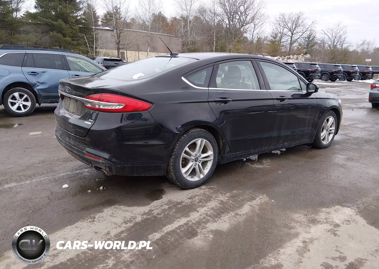 2018 Ford Fusion Se VIN:3FA6P0HDXJR239740 - 4