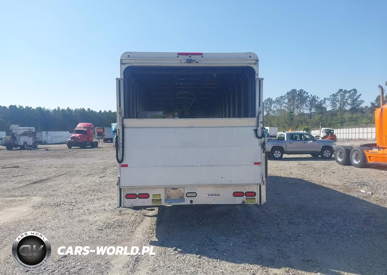 2012 Freightliner Chassis M Line Walk-In Van VIN:4UZAC3DV2CCBT7171 - 15