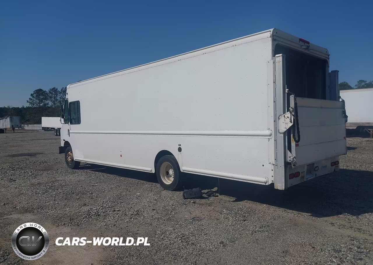2012 Freightliner Chassis M Line Walk-In Van VIN:4UZAC3DV2CCBT7171 - 3