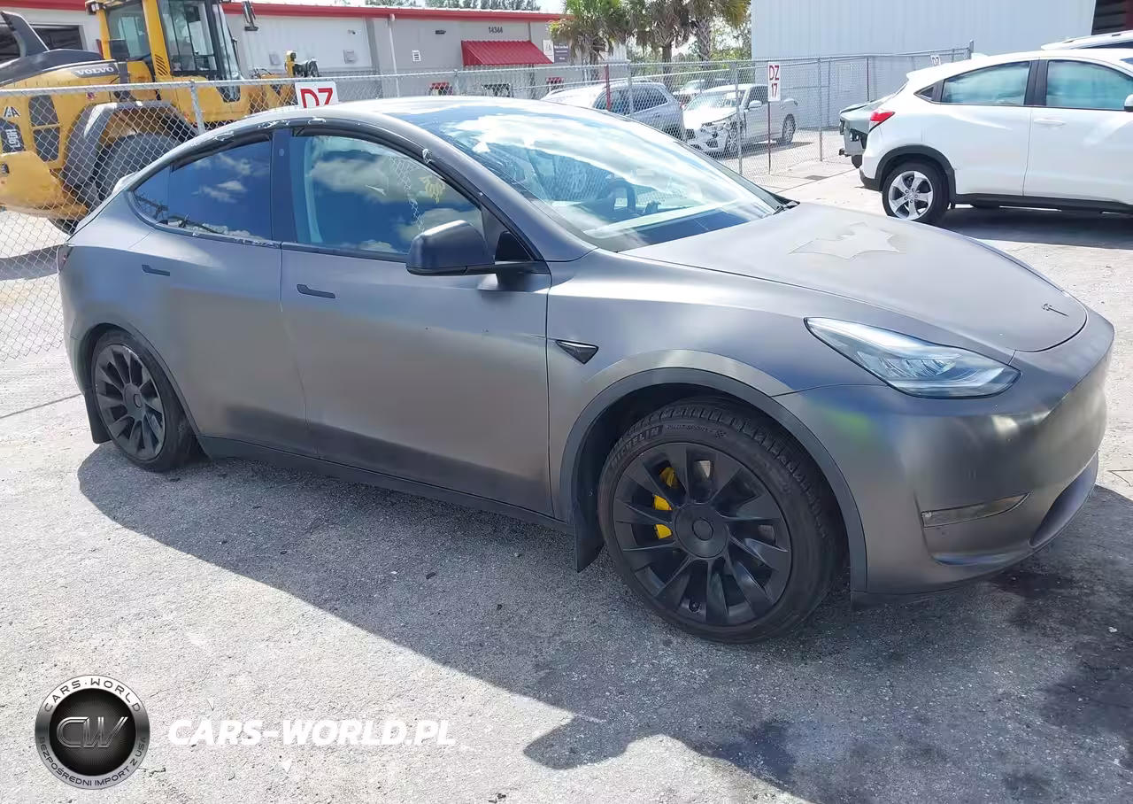 2021 Tesla Model Y Long Range Dual Motor All-Wheel Drive