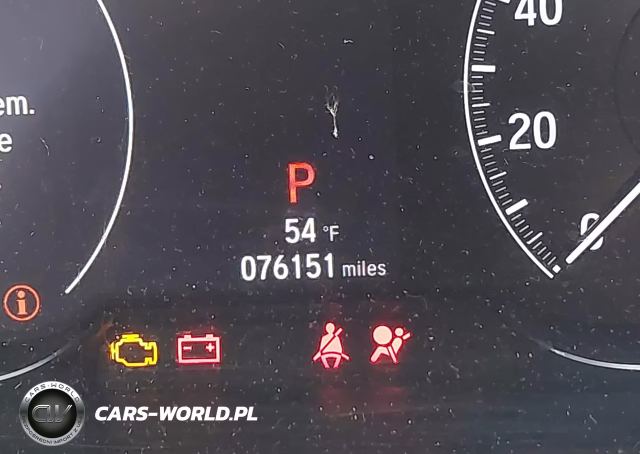 2018 Honda Accord Sport VIN:1HGCV1F32JA057898 - 15