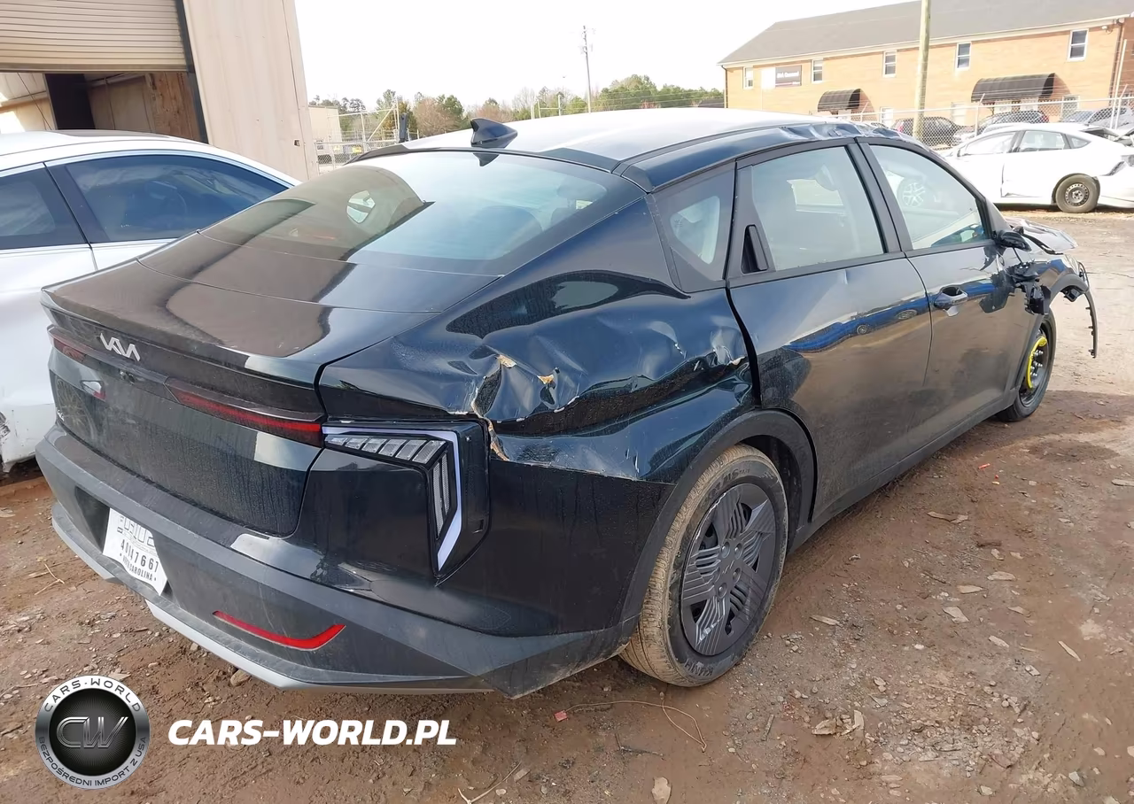 2025 Kia K4 Lx VIN:3KPFT4DEXSE239600 - 4