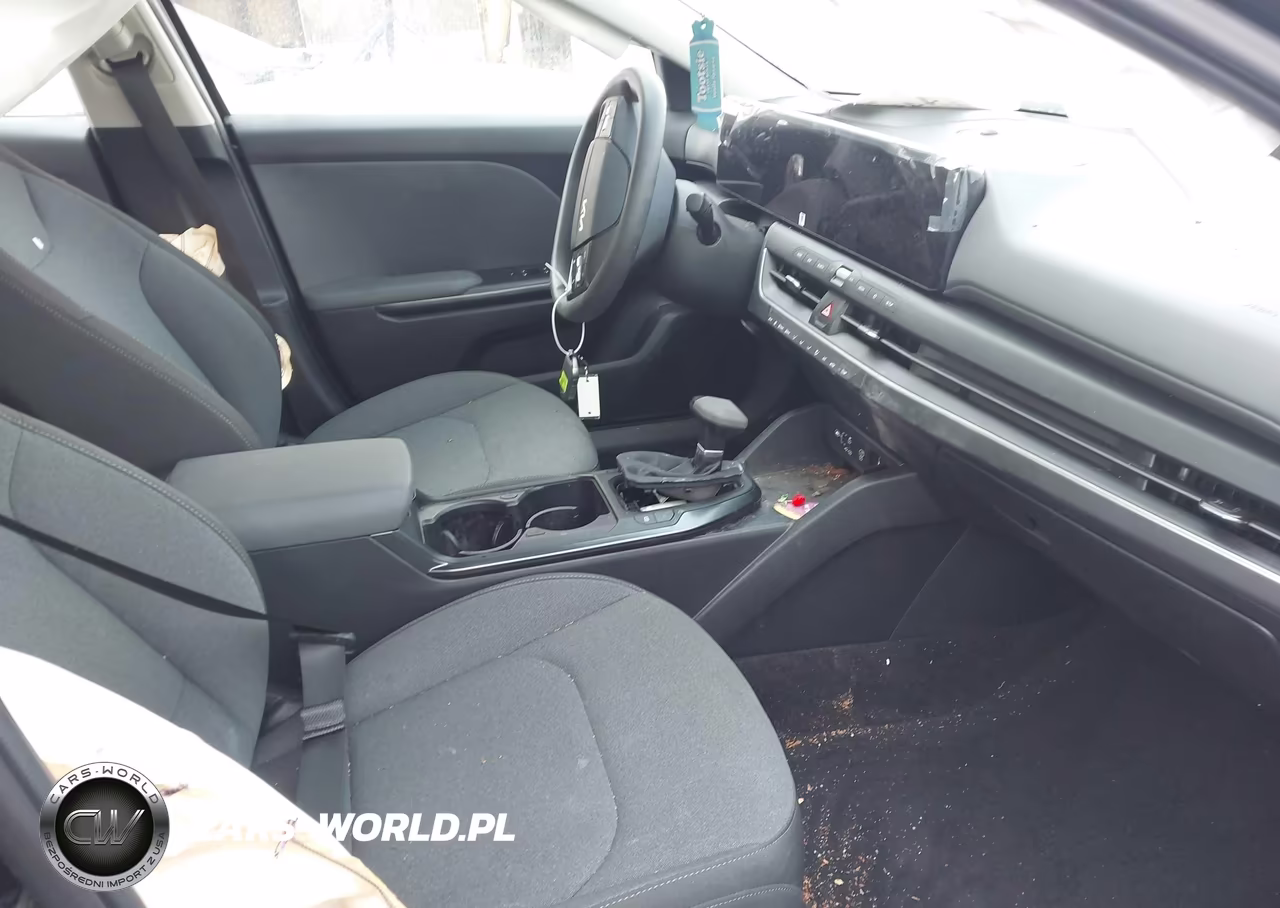 2025 Kia K4 Lx VIN:3KPFT4DEXSE239600 - 5