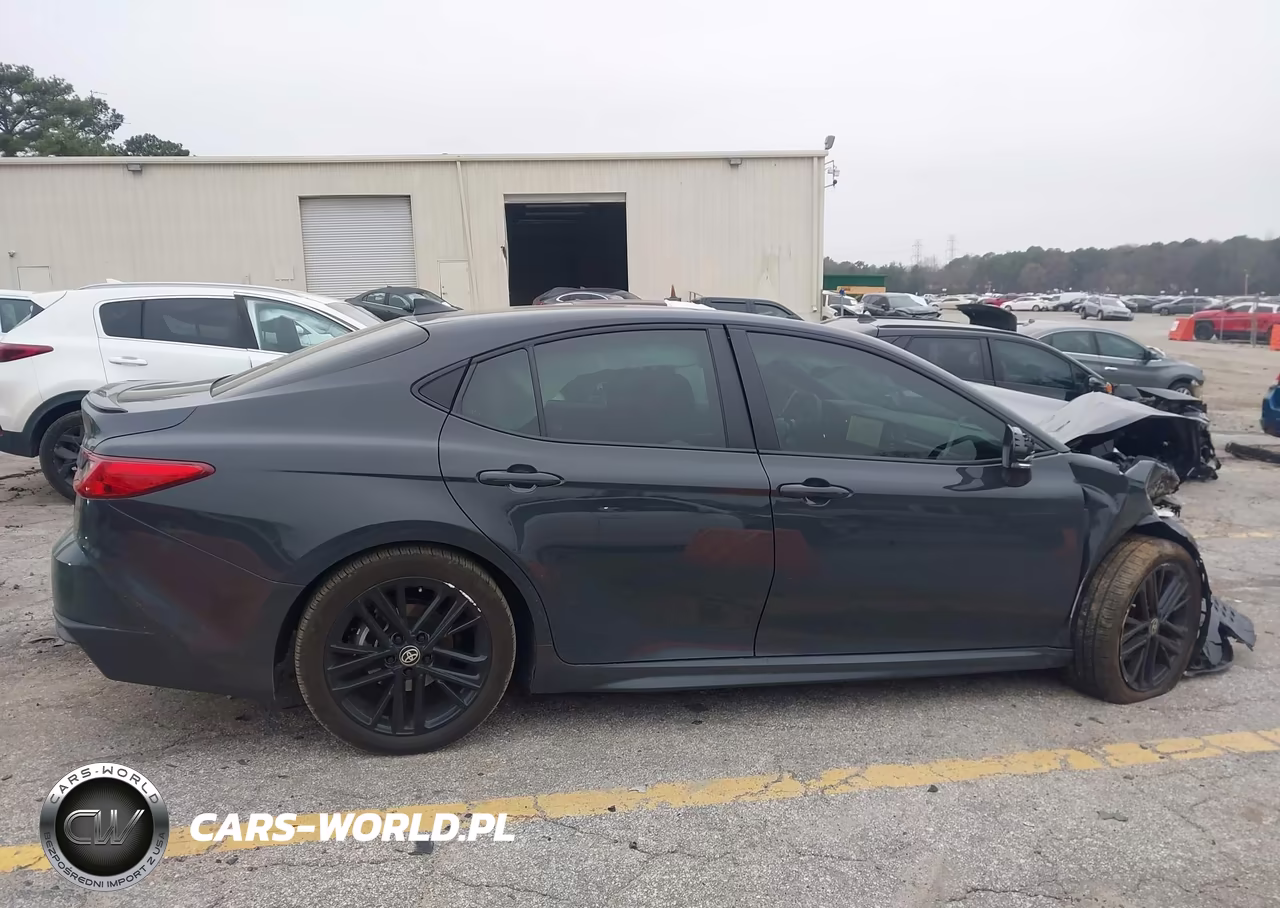 2025 Toyota Camry Se VIN:4T1DAACKXSU643769 - 13