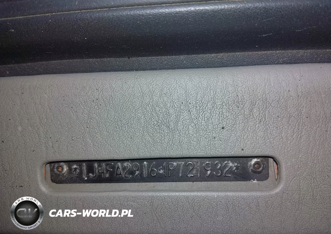2004 Jeep Wrangler Se VIN:1J4FA29164P721932 - 9
