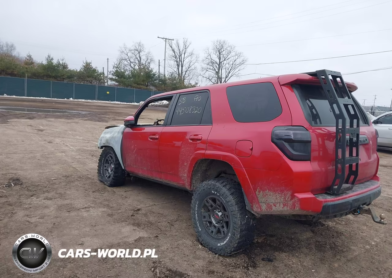 2019 Toyota 4Runner Trd Off Road VIN:JTEBU5JRXK5678487 - 3