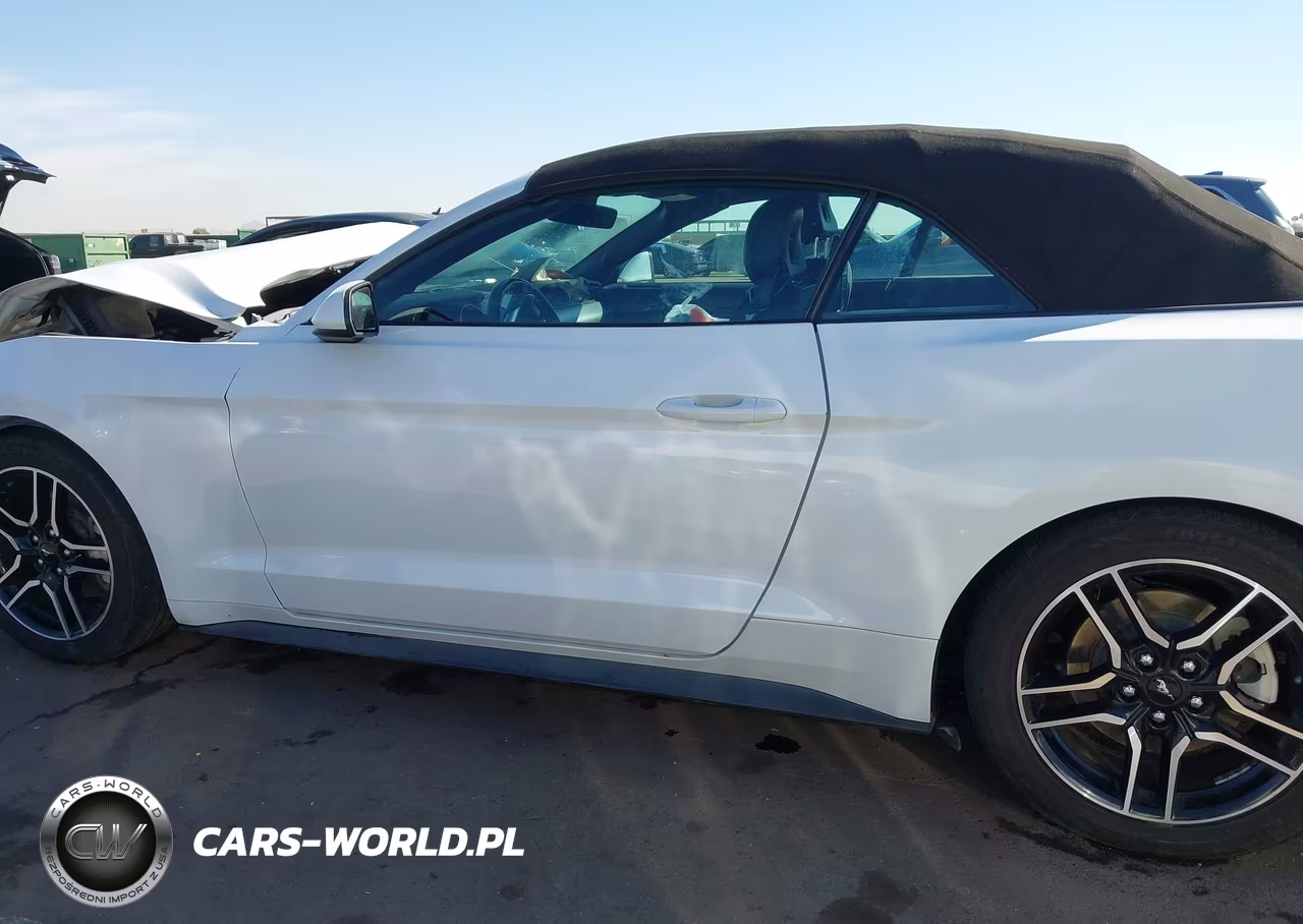 2022 Ford Mustang Ecoboost Premium VIN:1FATP8UH0N5106858 - 14
