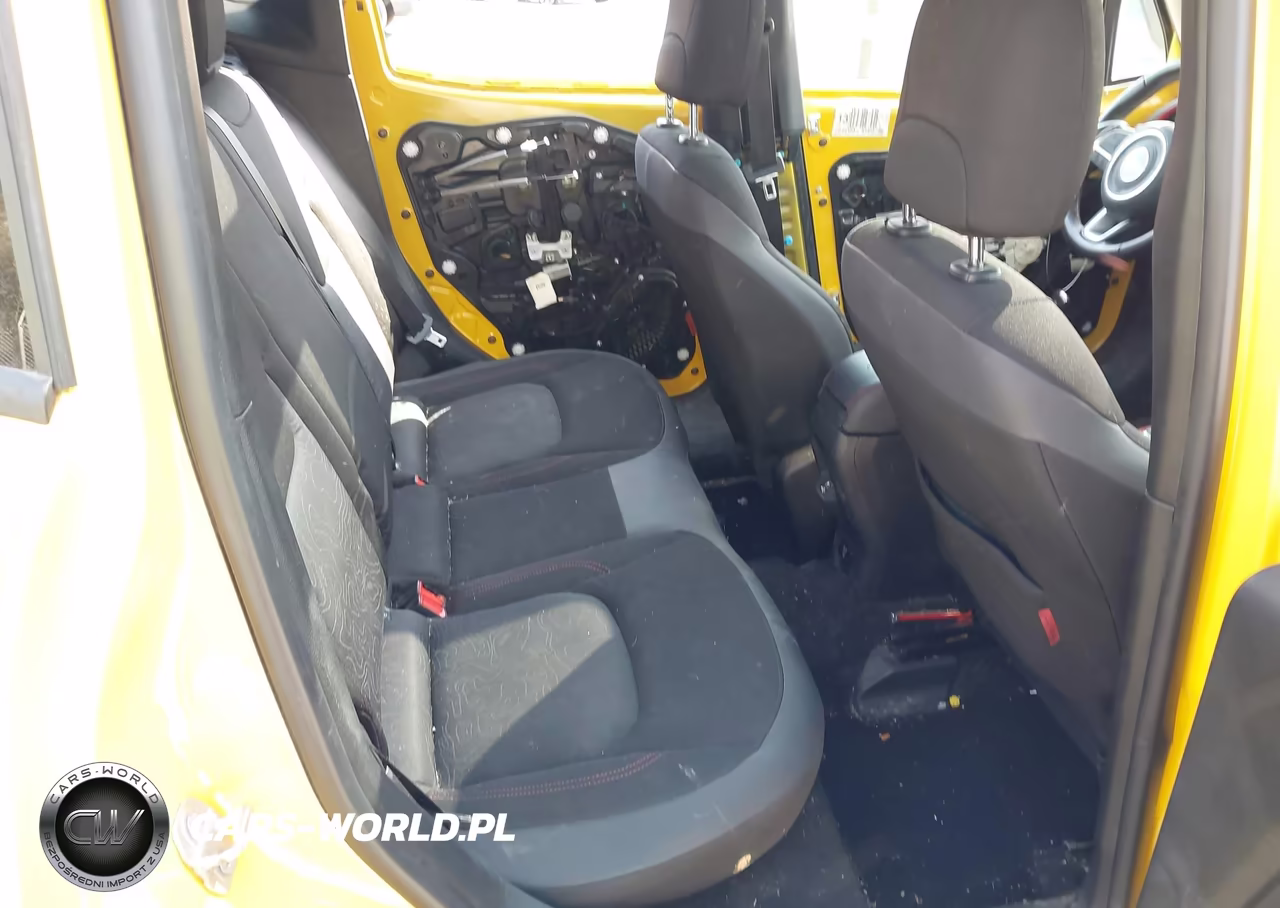 2018 Jeep Renegade Trailhawk 4X4 VIN:ZACCJBCB5JPH28492 - 8