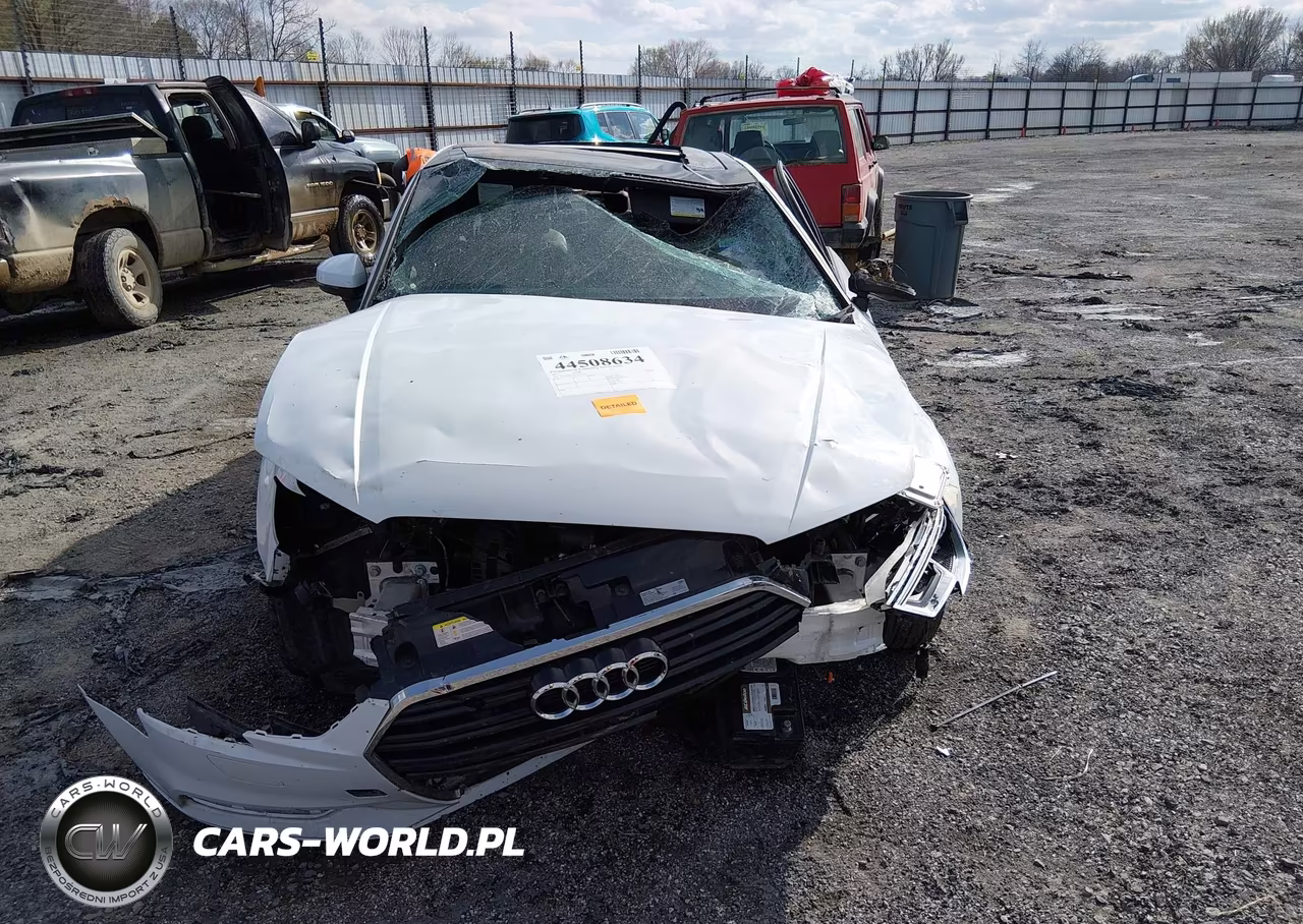 2017 Audi A3 2.0T Premium VIN:WAUAUGFF4H1037519 - 13