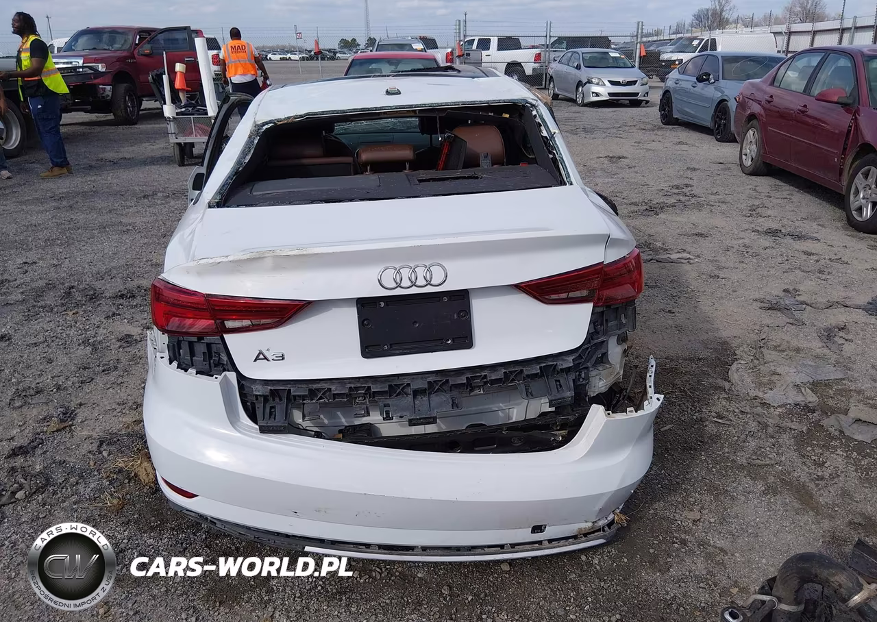 2017 Audi A3 2.0T Premium VIN:WAUAUGFF4H1037519 - 17