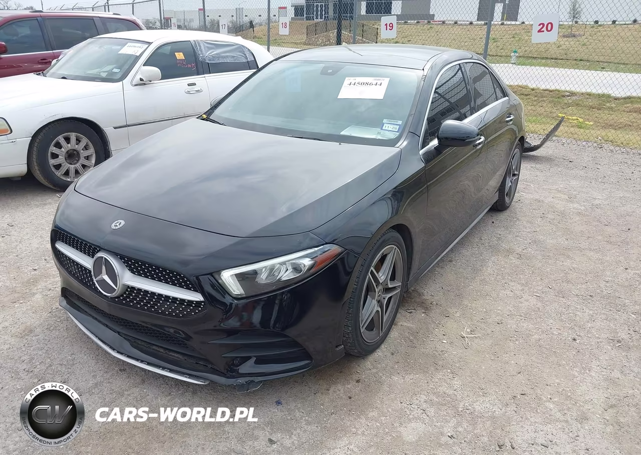 2020 Mercedes-Benz A 220 4Matic VIN:W1K3G4FB2LW046980 - 2
