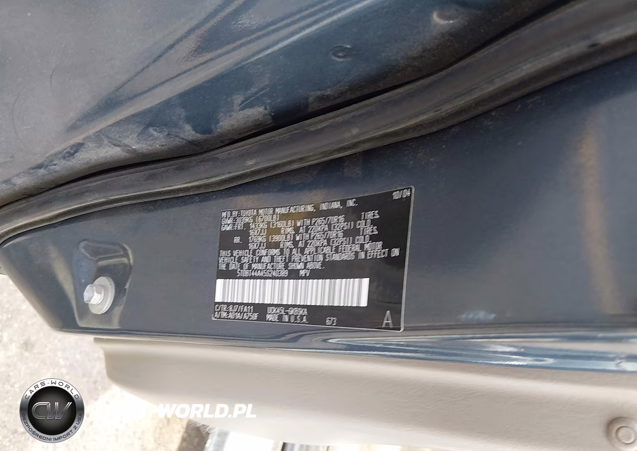 2005 Toyota Sequoia Sr5 V8 VIN:5TDBT44A45S240389 - 9