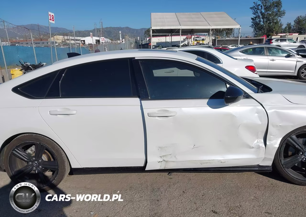 2024 Honda Accord Hybrid Sport-L VIN:1HGCY2F75RA070110 - 13
