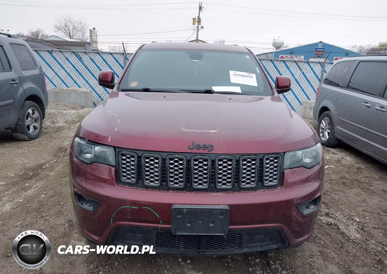 2018 Jeep Grand Cherokee Altitude 4X4 VIN:1C4RJFAG1JC251502 - 12