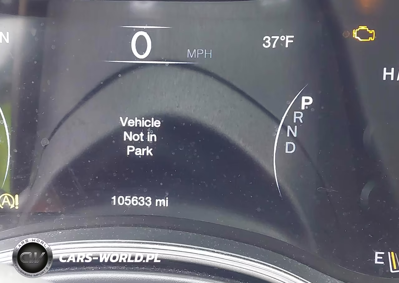 2018 Jeep Grand Cherokee Altitude 4X4 VIN:1C4RJFAG1JC251502 - 15