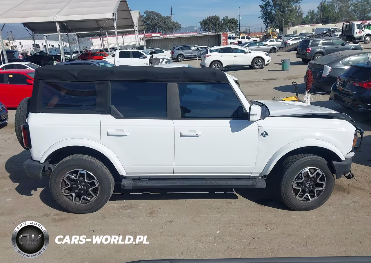 2022 Ford Bronco Outer Banks VIN:1FMDE5BH3NLB89361 - 13
