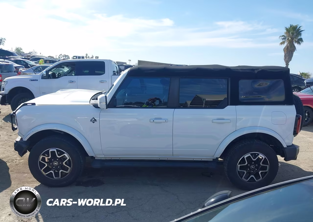 2022 Ford Bronco Outer Banks VIN:1FMDE5BH3NLB89361 - 14