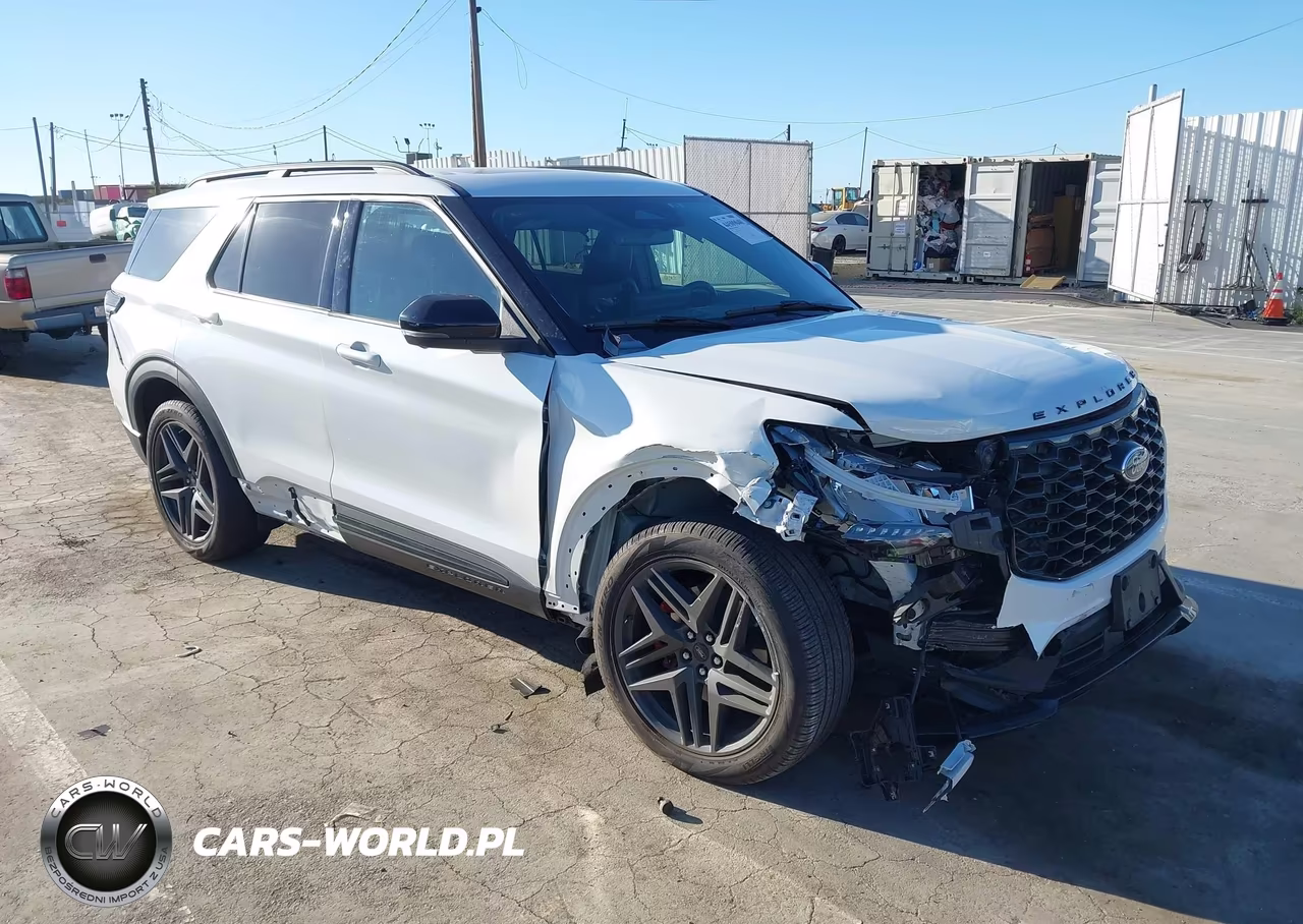 2025 Ford Explorer St