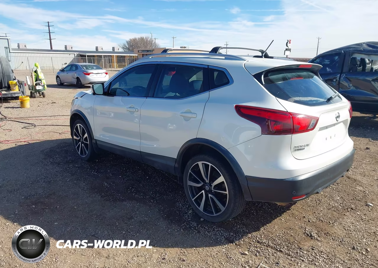 2018 Nissan Rogue Sport Sl VIN:JN1BJ1CP8JW152498 - 3