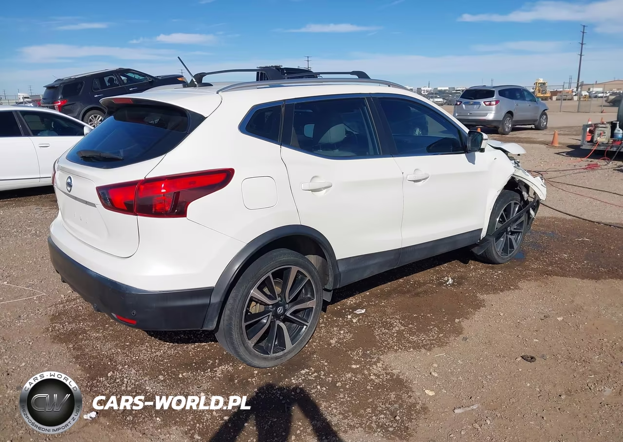 2018 Nissan Rogue Sport Sl VIN:JN1BJ1CP8JW152498 - 4