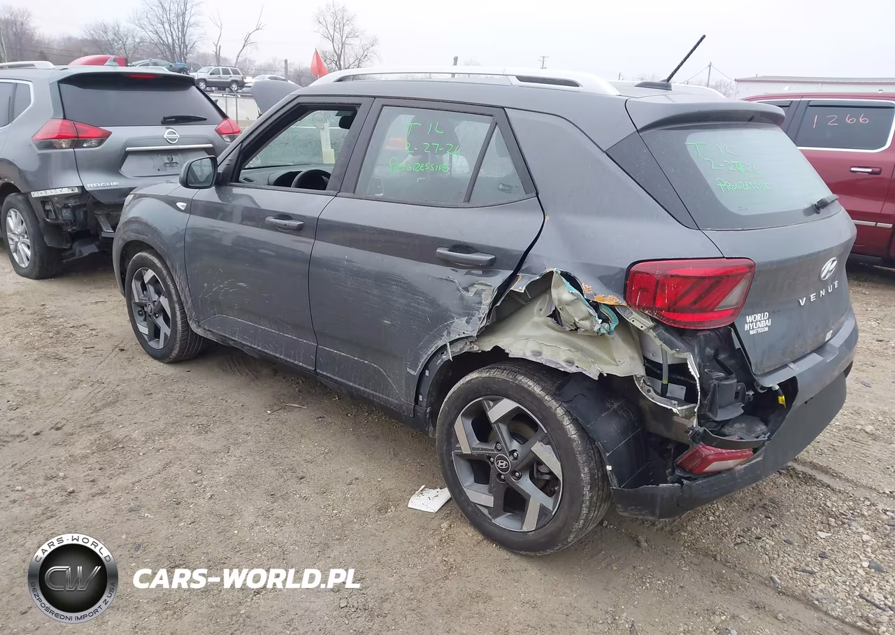 2025 Hyundai Venue Sel VIN:KMHRC8A35SU393572 - 3