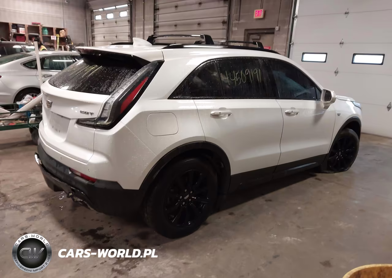 2019 Cadillac Xt4 Sport VIN:1GYFZFR41KF166840 - 4