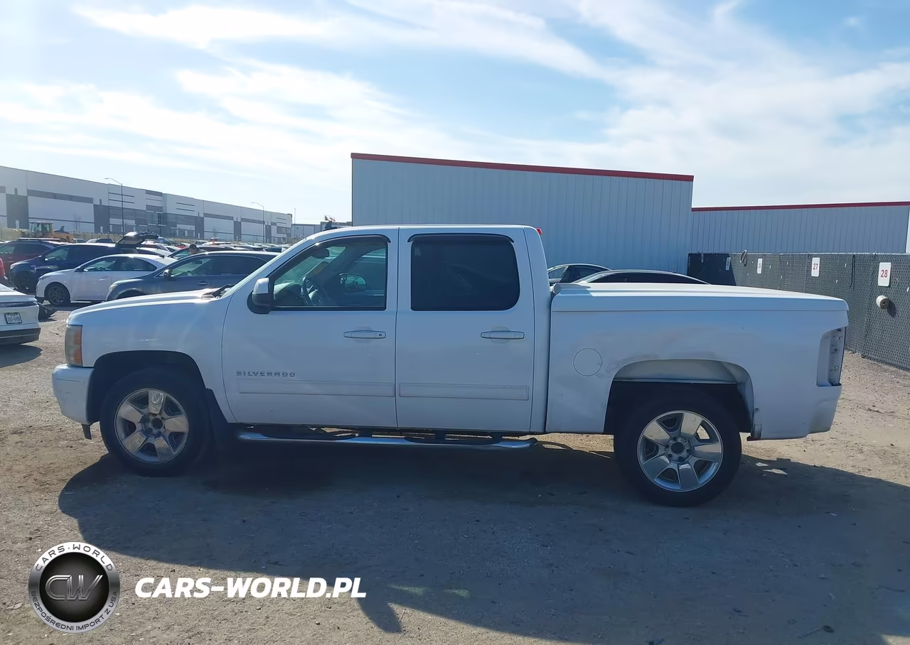 2011 Chevrolet Silverado 1500 Ltz VIN:3GCPCTE06BG233878 - 14