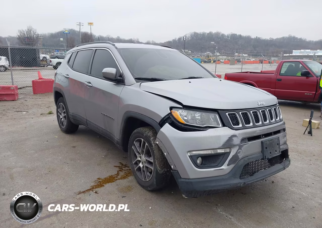 2020 Jeep Compass Latitude 4X4 – zdjęcie 1 z 15