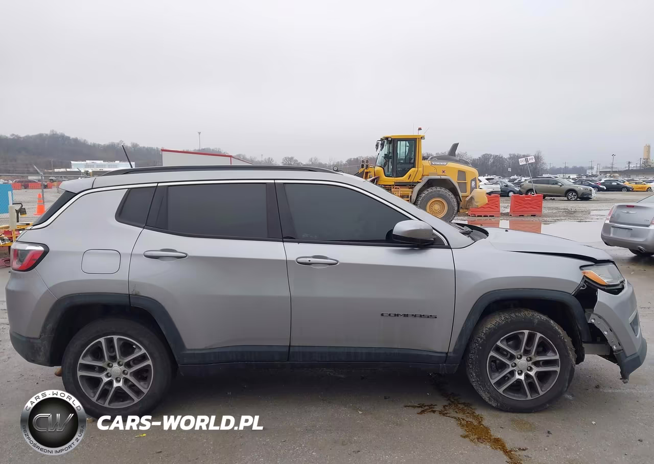 2020 Jeep Compass Latitude 4X4 VIN:3C4NJDBB8LT139339 - 12