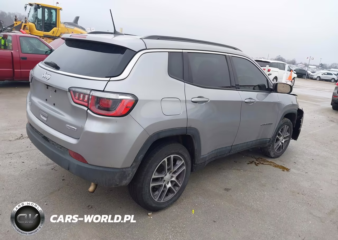 2020 Jeep Compass Latitude 4X4 VIN:3C4NJDBB8LT139339 - 4