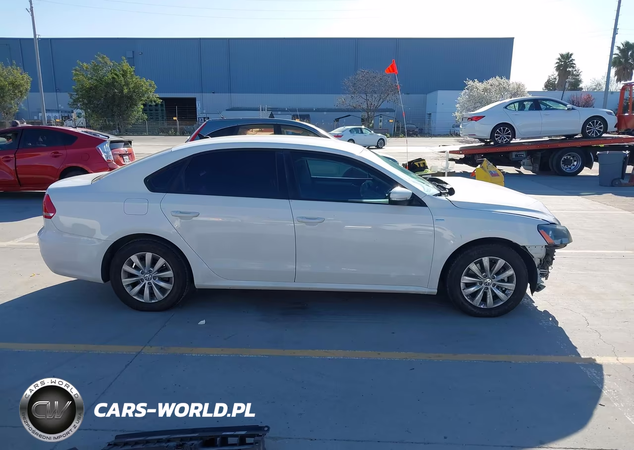 2015 Volkswagen Passat S VIN:1VWAT7A30FC006253 - 14