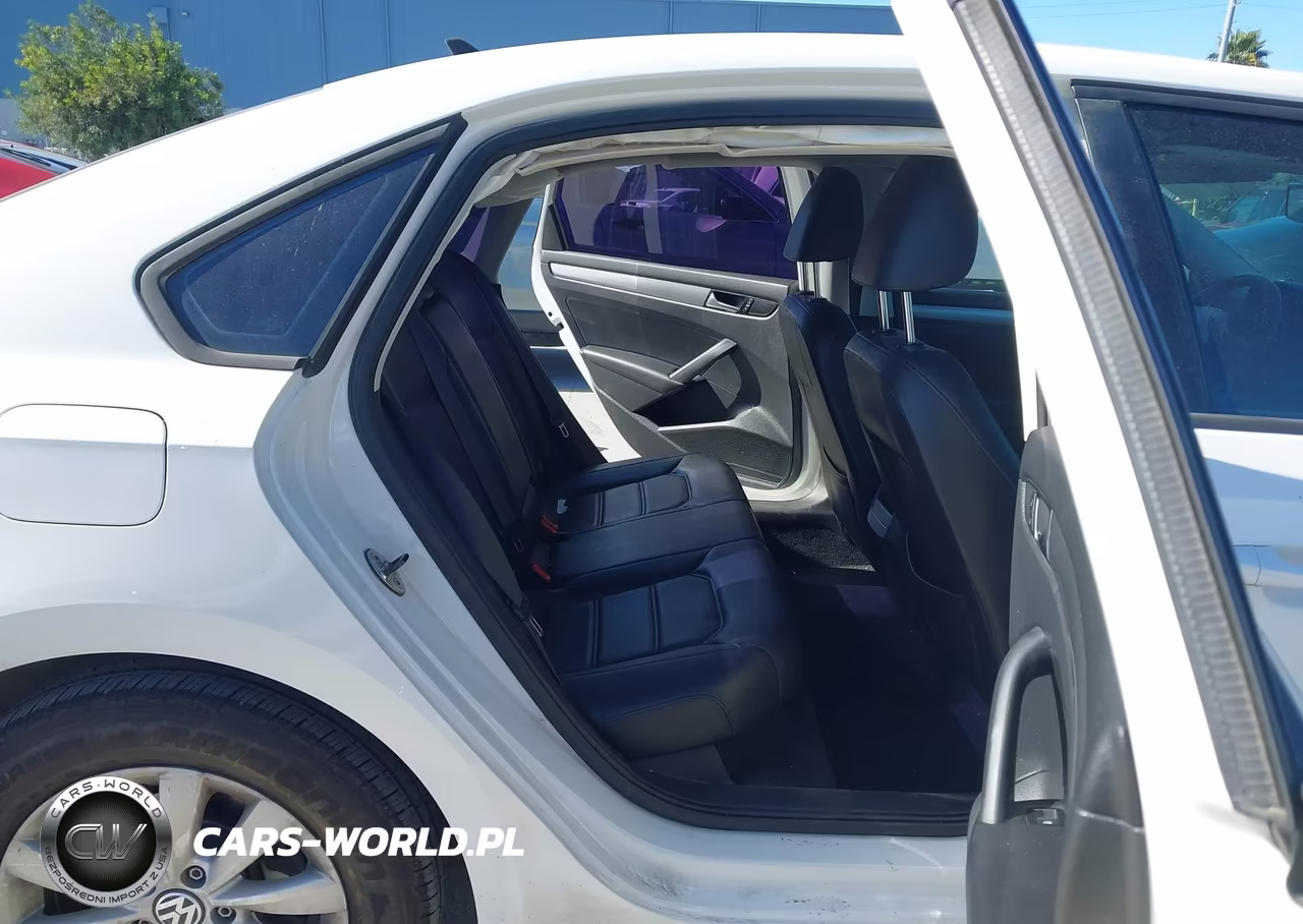 2015 Volkswagen Passat S VIN:1VWAT7A30FC006253 - 8