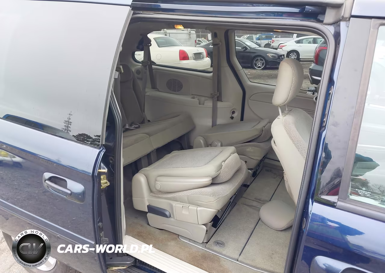 2005 Dodge Grand Caravan Sxt VIN:2D4GP44L35R585680 - 8