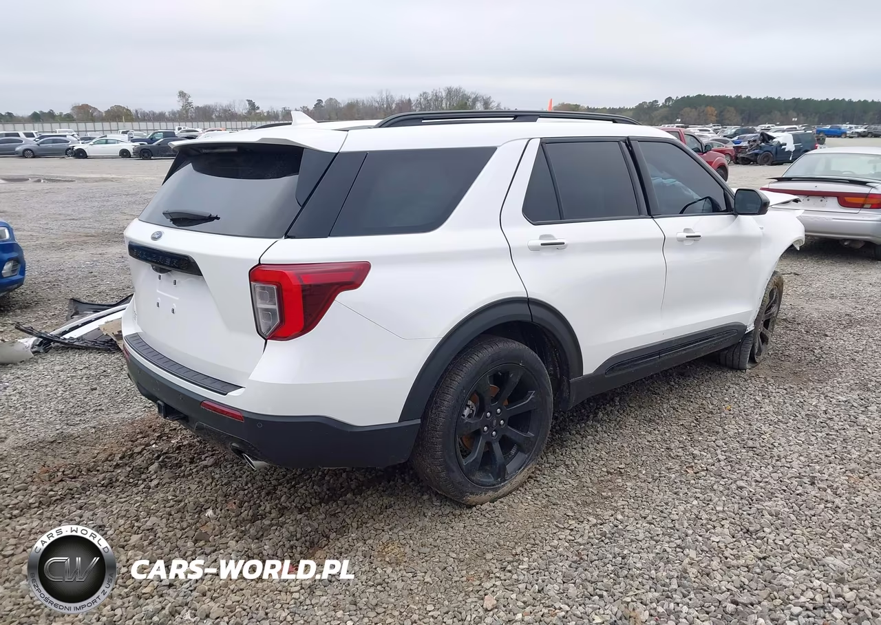 2024 Ford Explorer St-Line VIN:1FMSK7KH2RGA43933 - 4