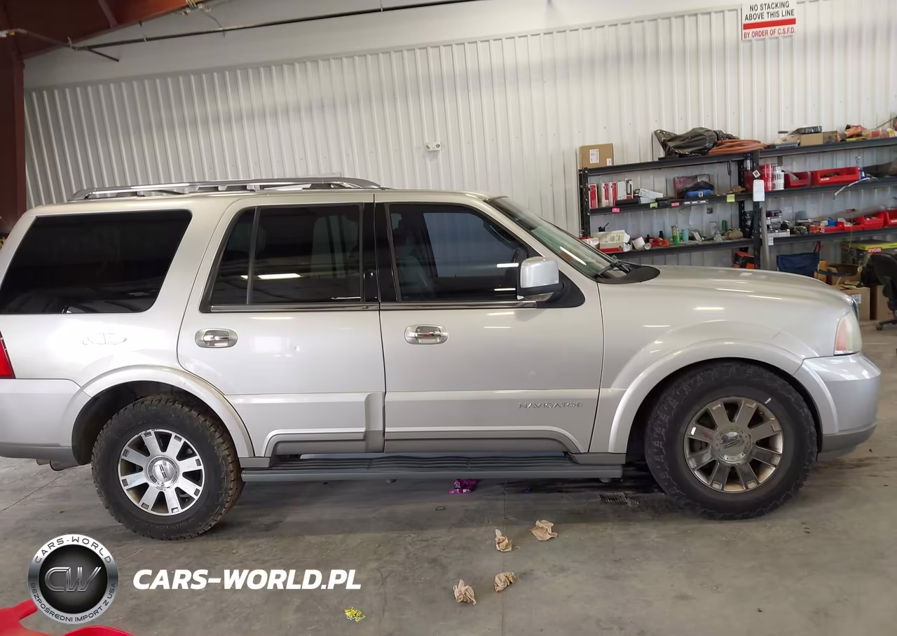 2004 Lincoln Navigator VIN:5LMFU28RX4LJ41670 - 13