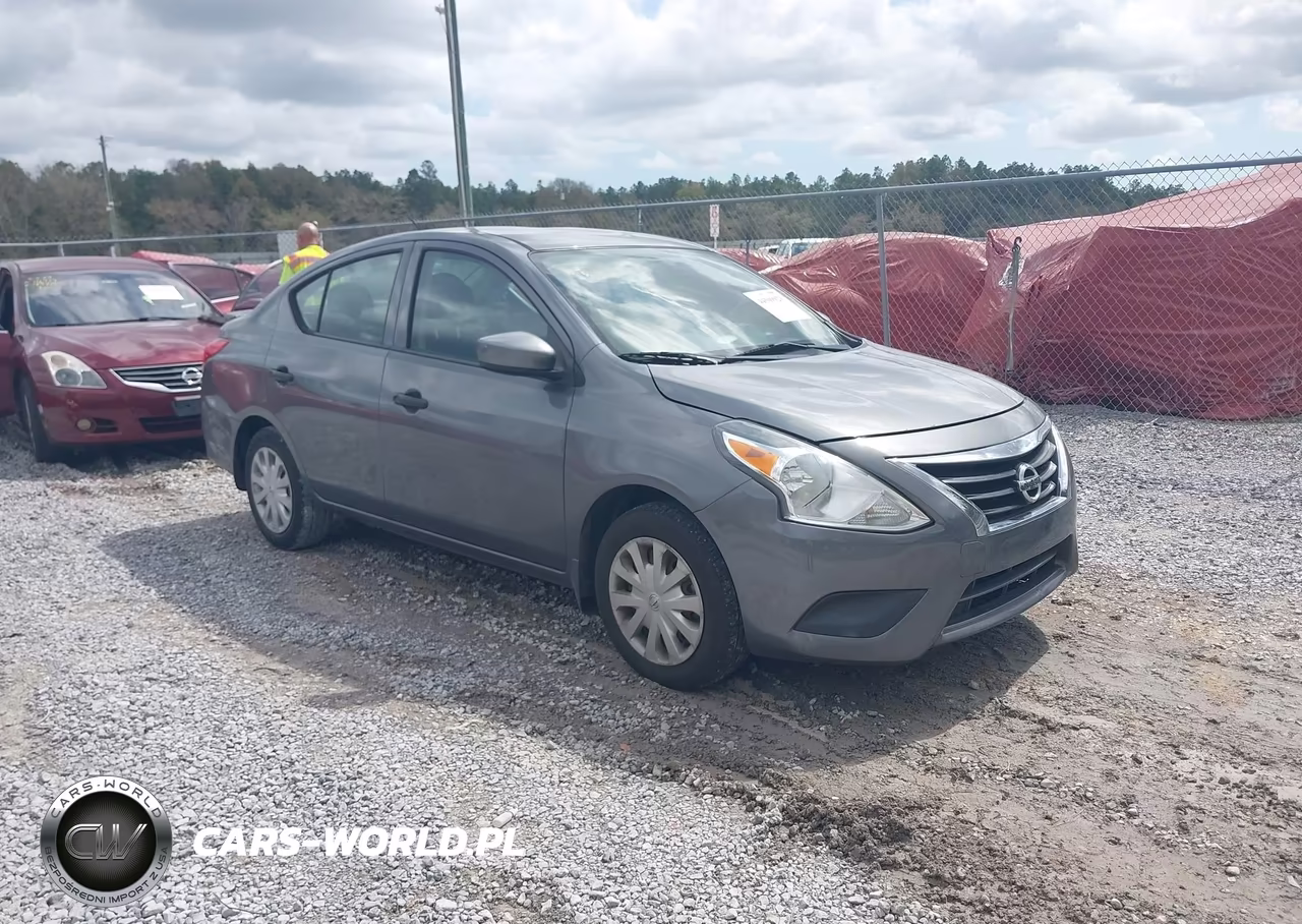 2018 Nissan Versa 1.6 S+ – zdjęcie 1 z 16