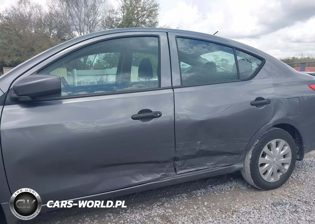 2018 Nissan Versa 1.6 S+ VIN:3N1CN7AP4JL811276 - 6