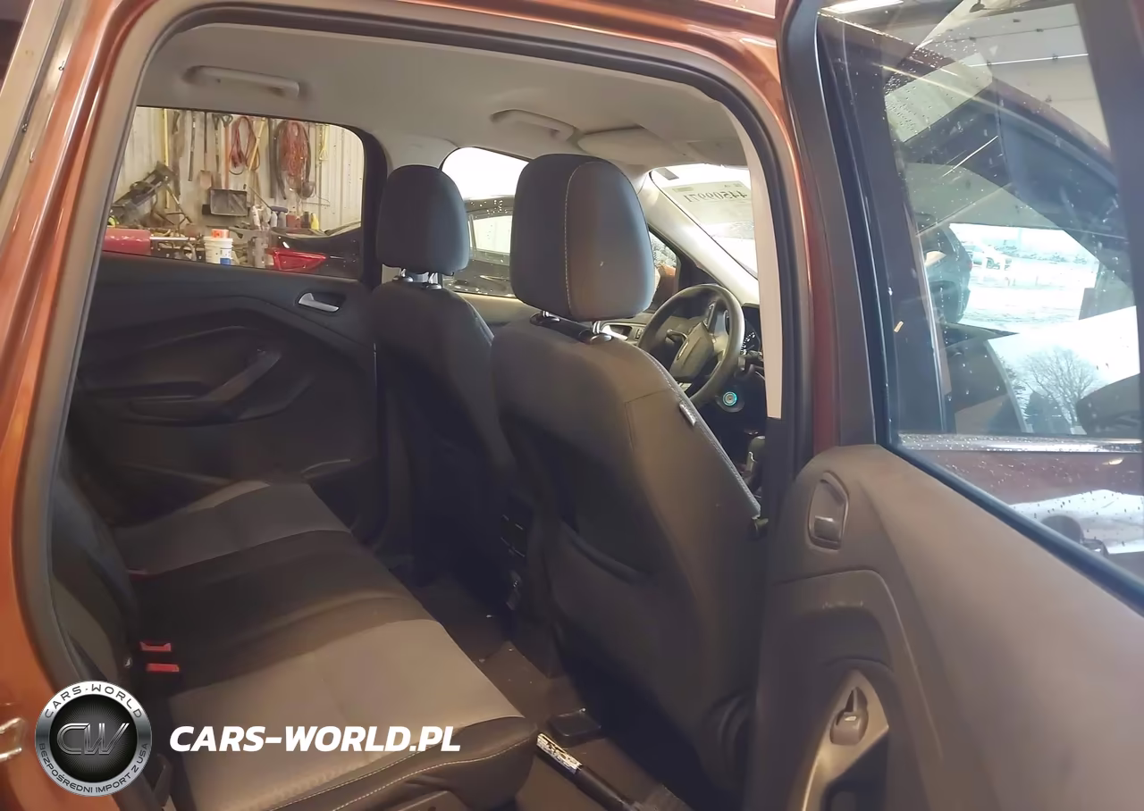 2017 Ford Escape Se VIN:1FMCU0GD8HUC24028 - 8