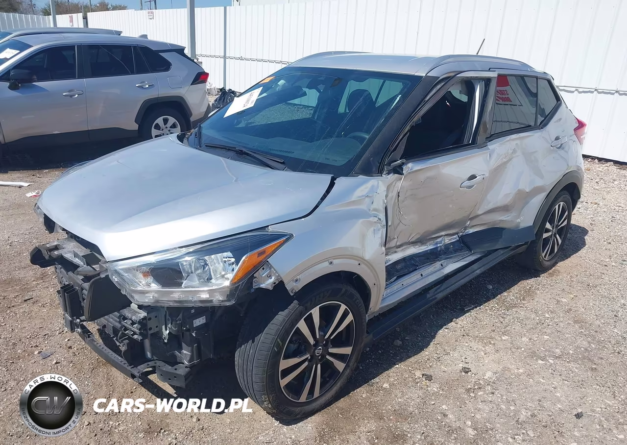 2020 Nissan Kicks Sv Xtronic Cvt VIN:3N1CP5CV9LL492390 - 2