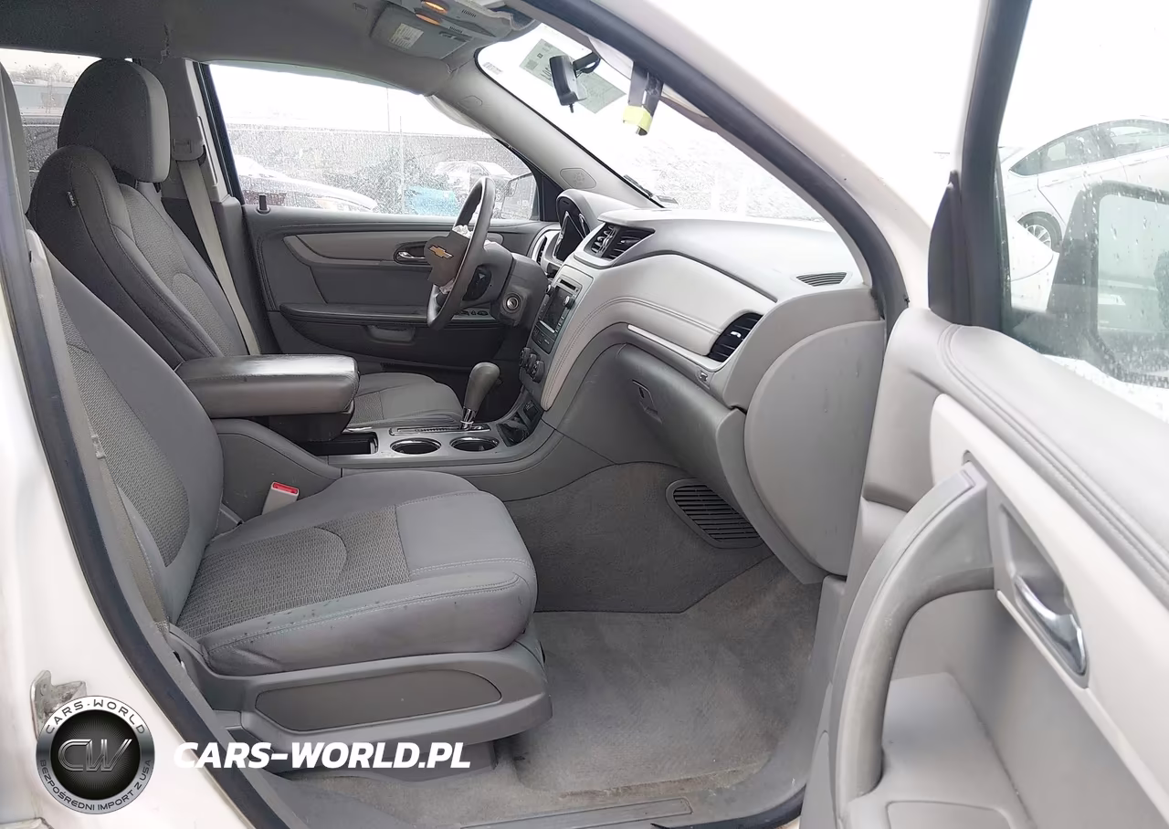 2014 Chevrolet Traverse Ls VIN:1GNKRFKD2EJ131442 - 5