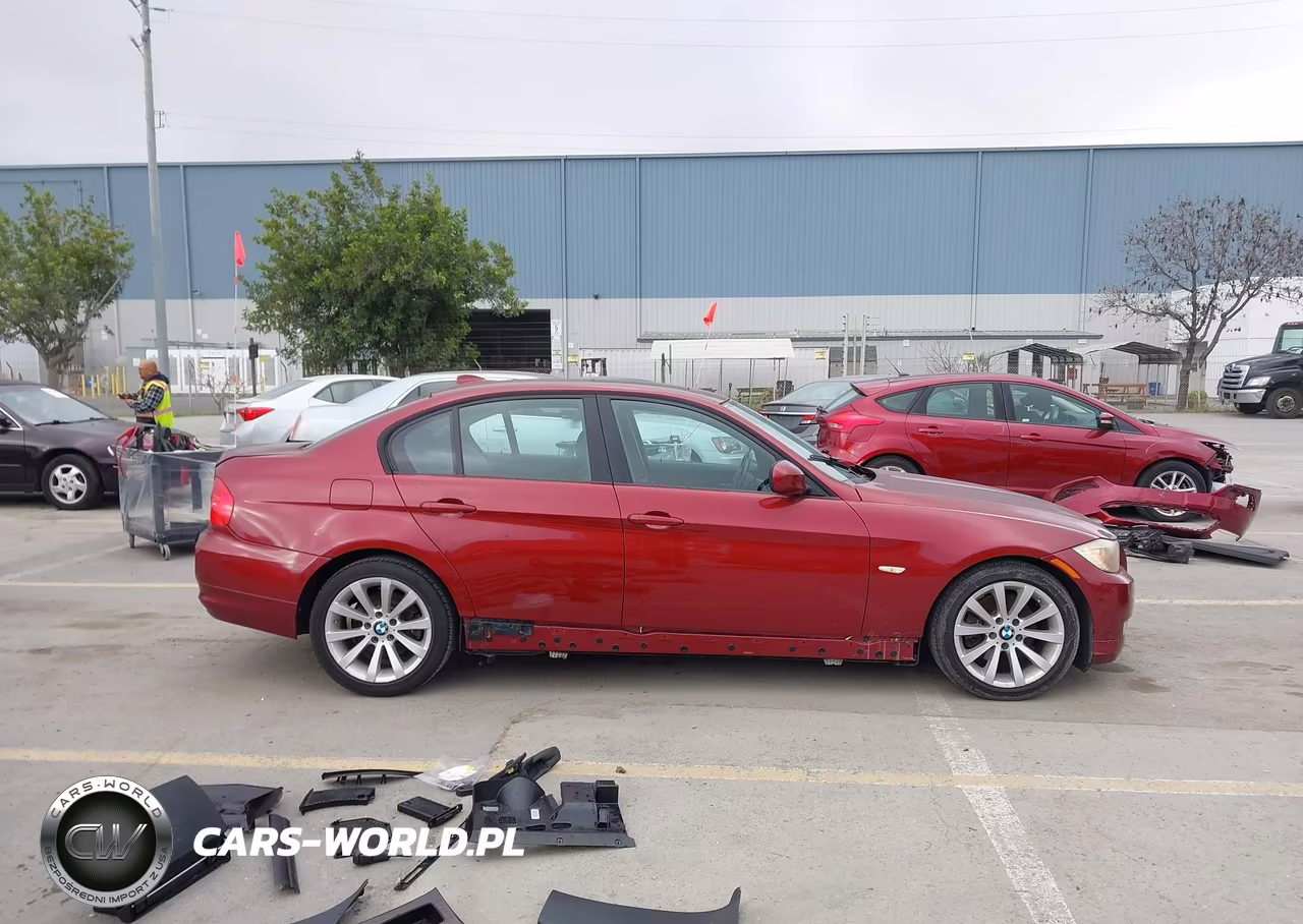 2011 BMW 328I VIN:WBAPH5G5XBNM83005 - 14