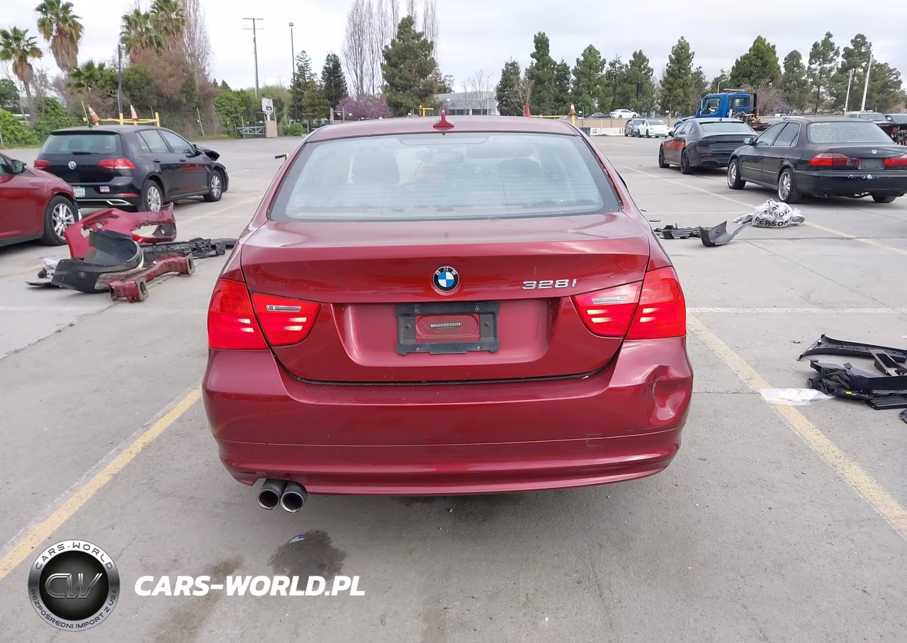 2011 BMW 328I VIN:WBAPH5G5XBNM83005 - 17