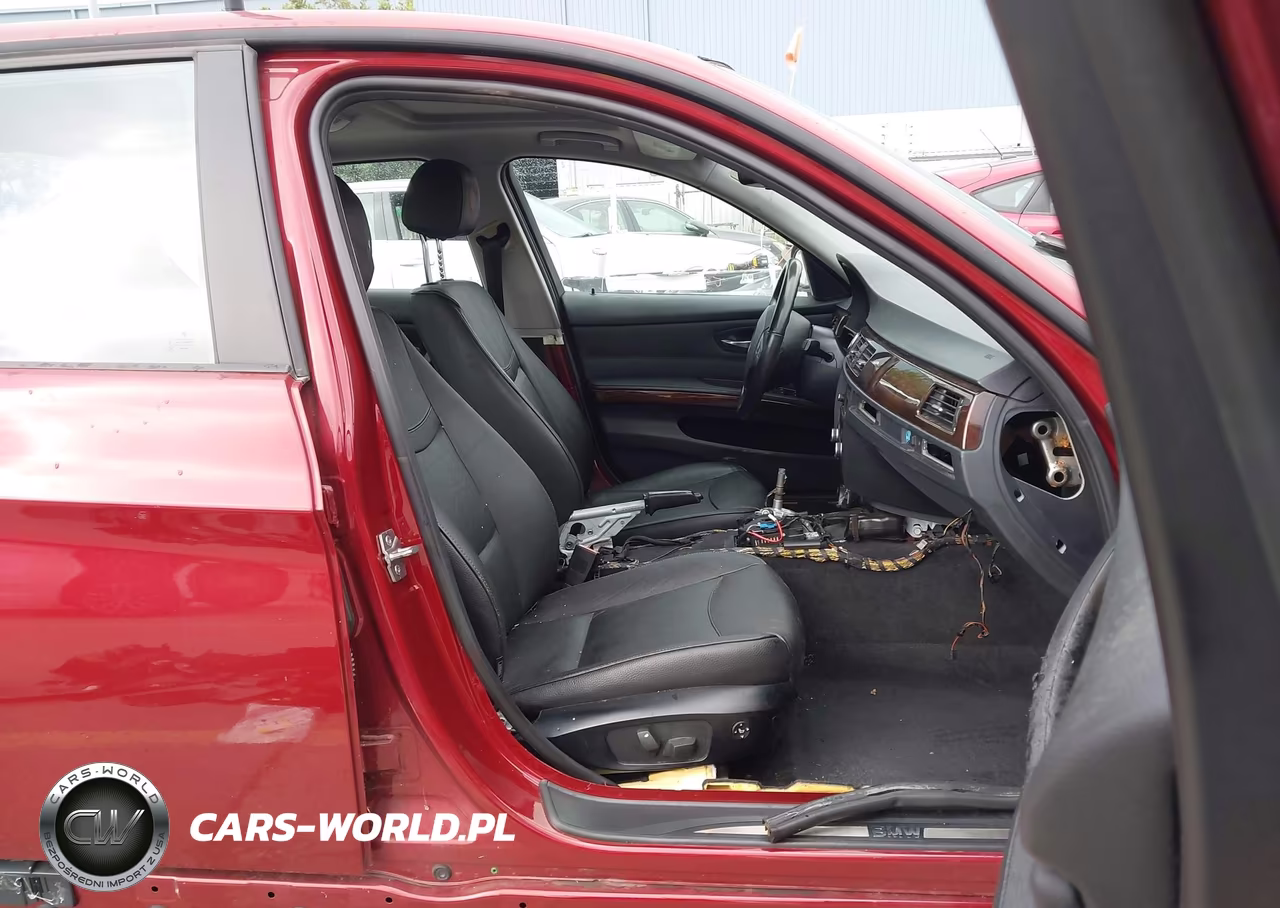 2011 BMW 328I VIN:WBAPH5G5XBNM83005 - 5