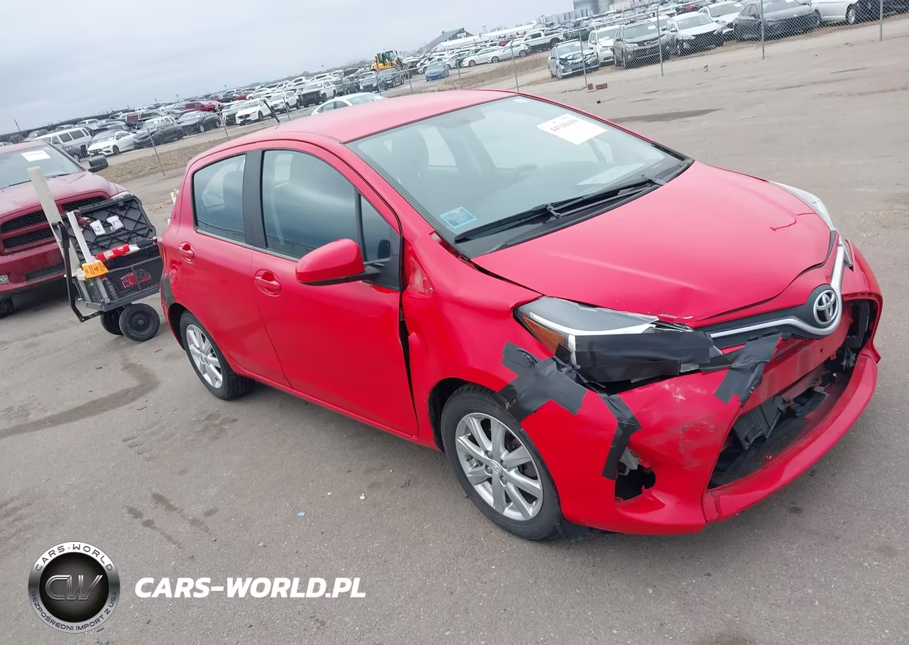 2015 Toyota Yaris Le – zdjęcie 1 z 17