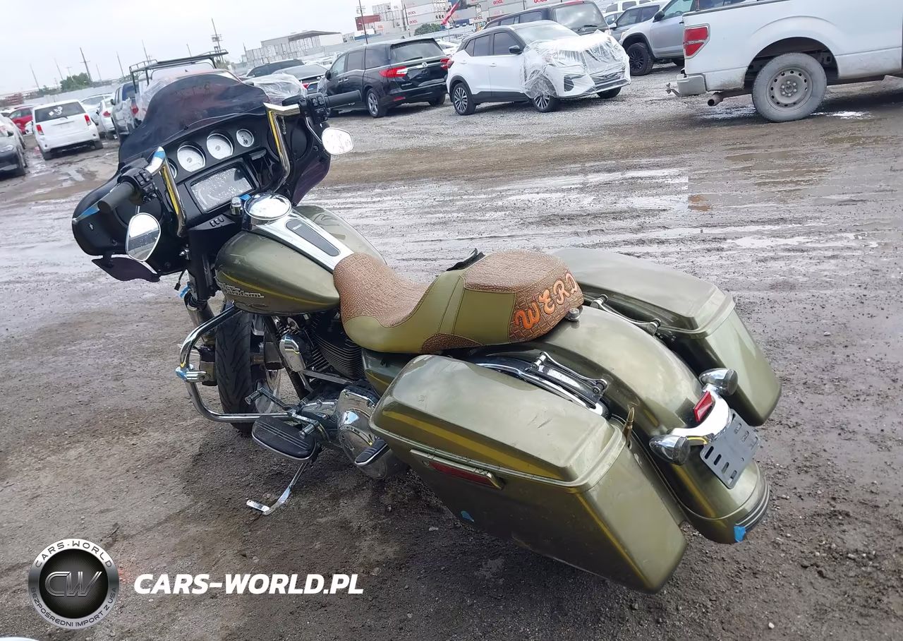 2016 Harley-Davidson Flhx Street Glide VIN:1HD1KBM32GB678258 - 3
