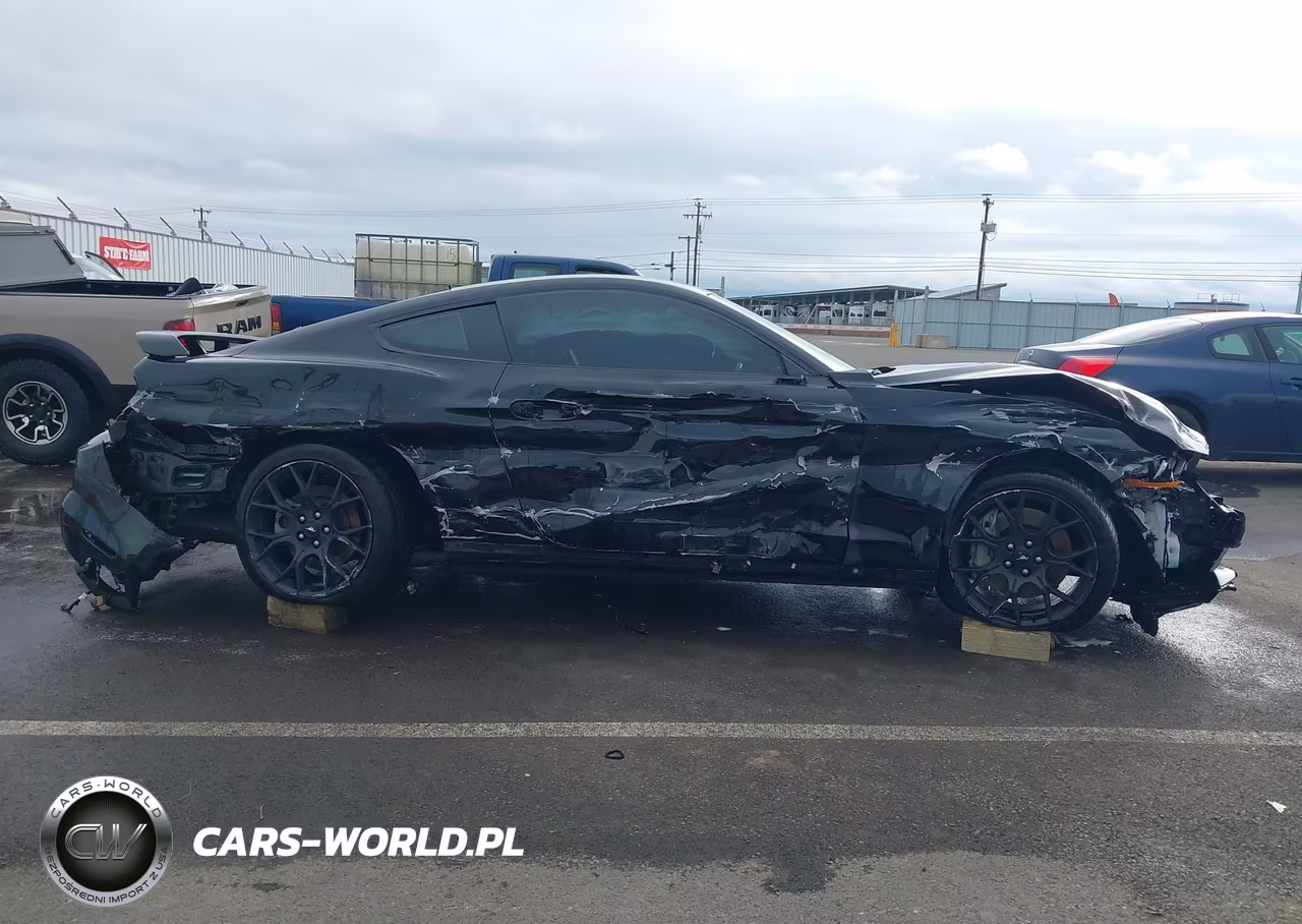 2018 Ford Mustang Ecoboost VIN:1FA6P8TH3J5105728 - 14