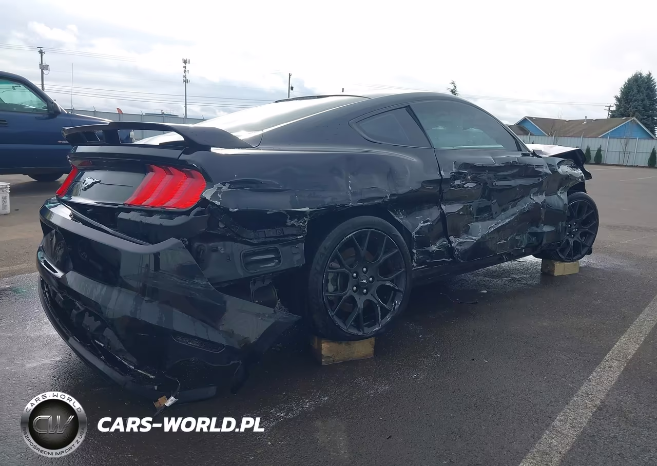 2018 Ford Mustang Ecoboost VIN:1FA6P8TH3J5105728 - 4