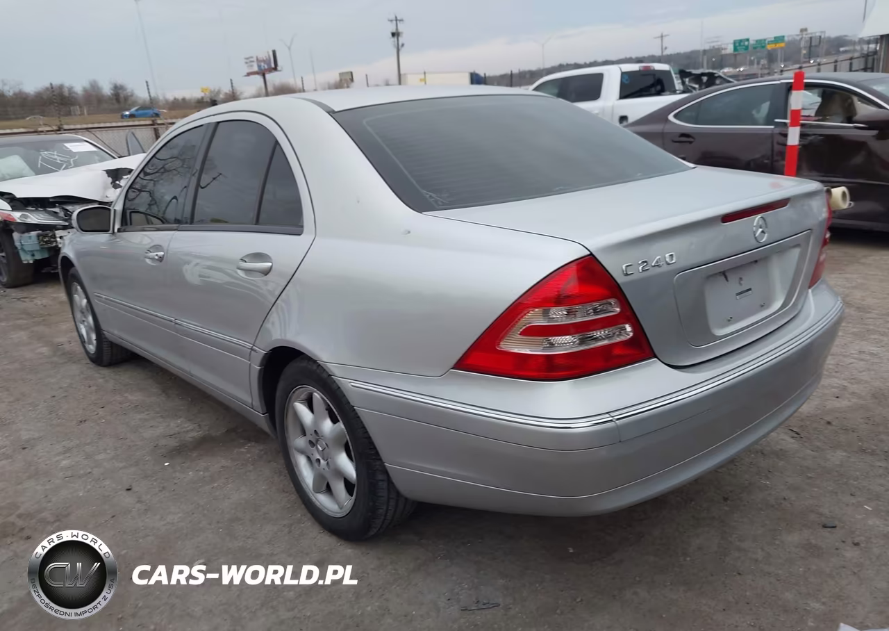 2003 Mercedes-Benz C 240 VIN:WDBRF61JX3F351952 - 3