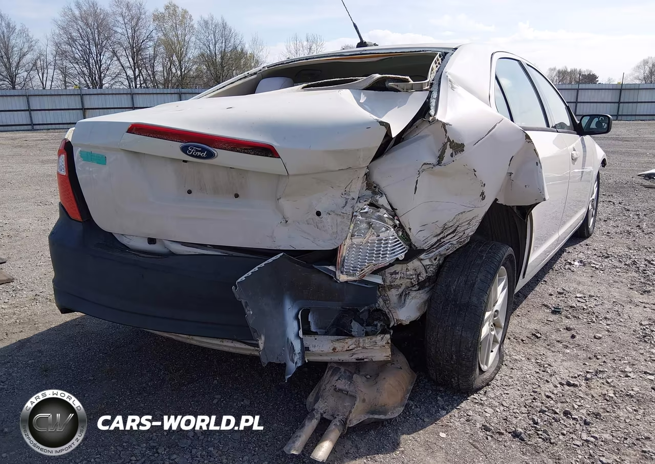 2011 Ford Fusion S VIN:3FAHP0GAXBR122239 - 6