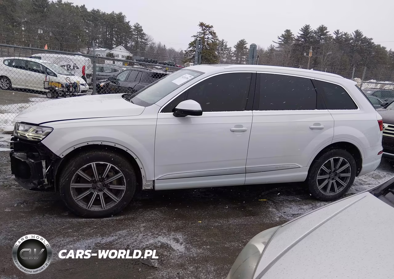 2018 Audi Q7 3.0T Premium VIN:WA1LAAF7XJD052793 - 14